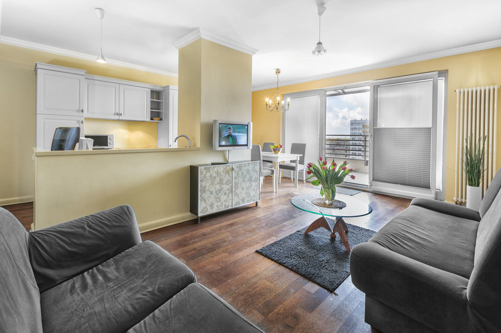 Adler Bed&Breakfast Daire Łódź Dış mekan fotoğraf