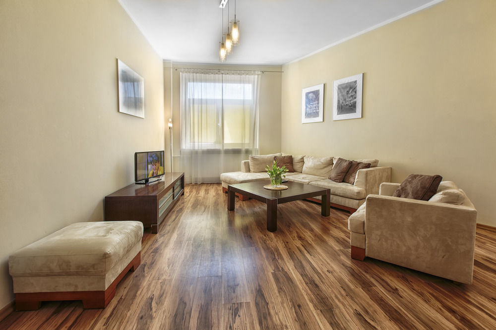 Adler Bed&Breakfast Daire Łódź Dış mekan fotoğraf
