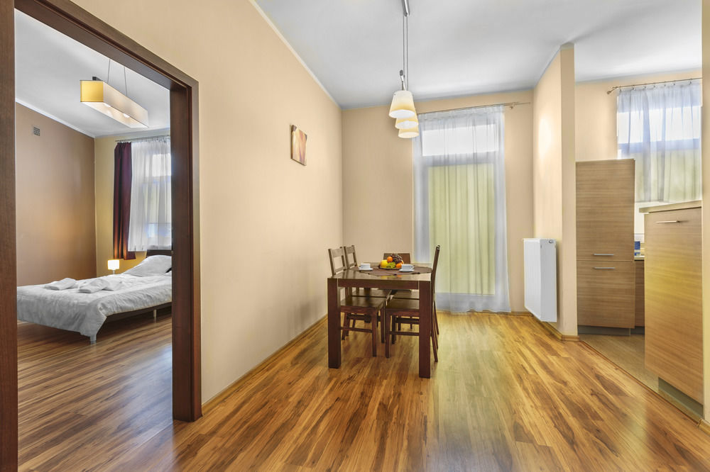 Adler Bed&Breakfast Daire Łódź Dış mekan fotoğraf