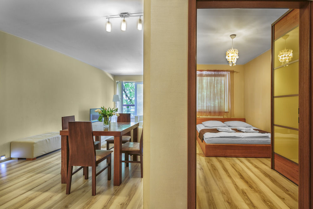 Adler Bed&Breakfast Daire Łódź Dış mekan fotoğraf