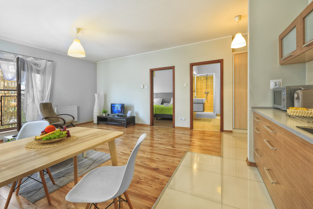 Adler Bed&Breakfast Daire Łódź Dış mekan fotoğraf