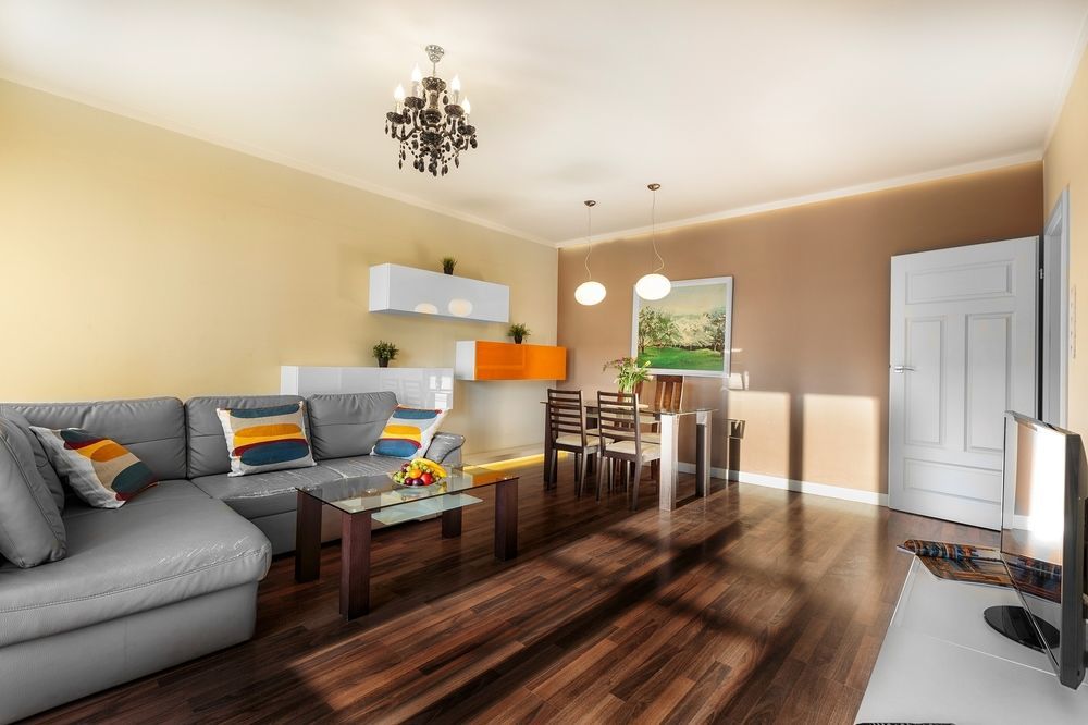 Adler Bed&Breakfast Daire Łódź Dış mekan fotoğraf